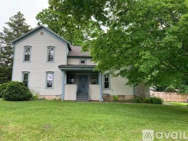 Main picture of 603 McCarthy St