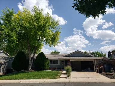 Main picture of 2976 S Whiting Way