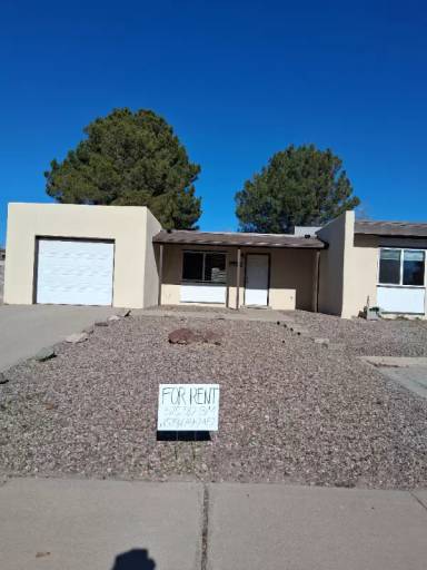 Main picture of 1234 N Willow St