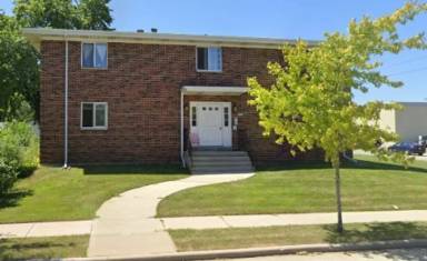 Main picture of 1707 N Wisconsin St