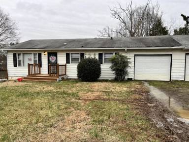 Main picture of 320 Huff Cir