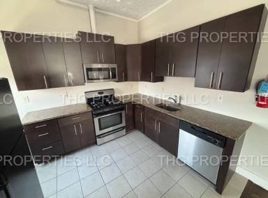 Main picture of 580 Forest St