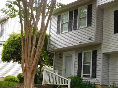 Main picture of 1 Durbin Pl