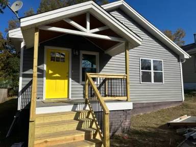 Main picture of 705 Gray Ave