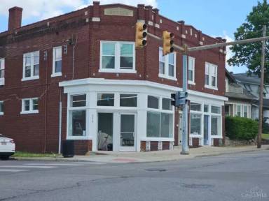 Main picture of 5368 Carthage Ave