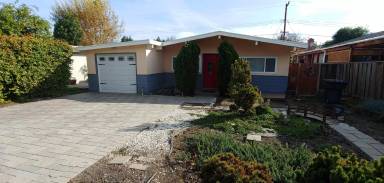 Main picture of 681 Leong Dr