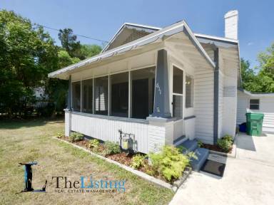 Main picture of 611 E Plymouth Ave