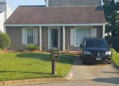 Main picture of 3883 Augustine Cir