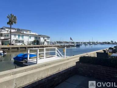 Main picture of 109 Grand Canal