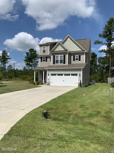 Main picture of 301 Emma Ct