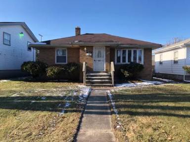 Main picture of 3766 Johnson St