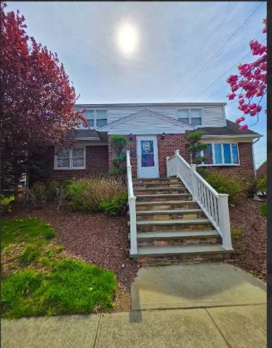 Main picture of 50 Newark Pl
