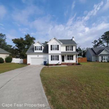 Main picture of 110 Woodland Ct