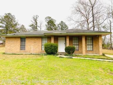 Main picture of 742 Saint Martins Dr
