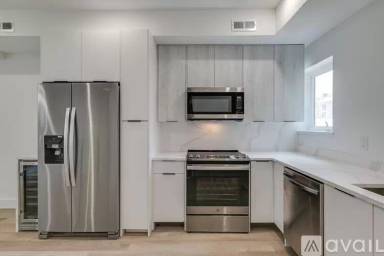 Main picture of 930 N 2nd St