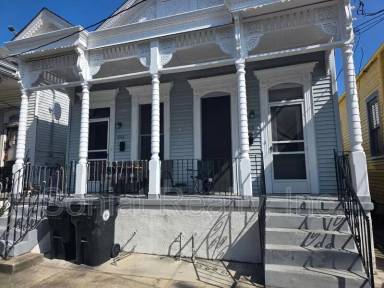 Main picture of 3513 Cleveland Ave