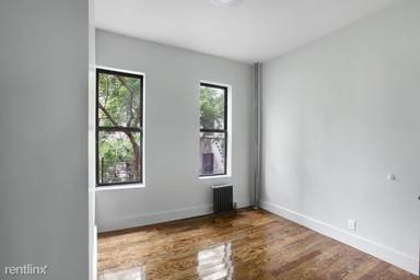 Main picture of 411 E 118th St