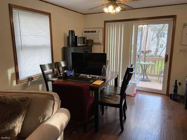 Main picture of 21 Northwoods Cir