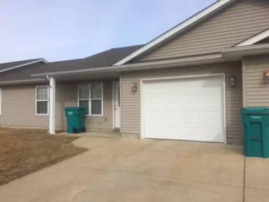 Main picture of 239 Pine Ridge Dr