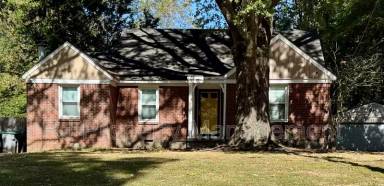 Main picture of 2888 Midland Ave