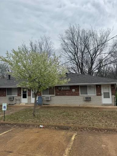 Main picture of Woodridge Manor Apartments