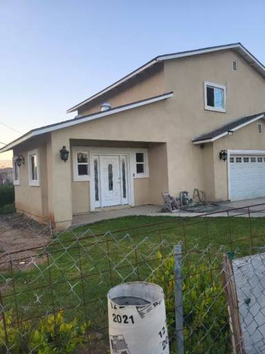 Main picture of 9393 Duncan Ave