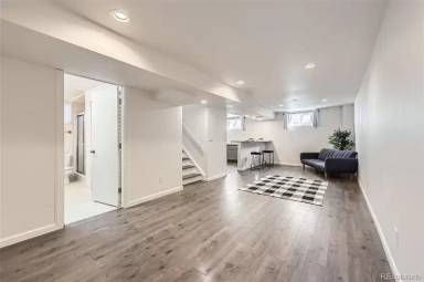 Main picture of 427 Hickory St