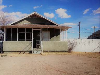 Main picture of 341 S Bisbee Ave