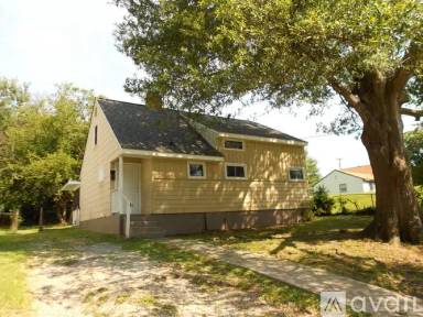 Main picture of 1513 Park Ave