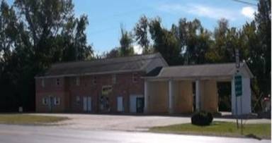 Main picture of 900 Highway 367 N