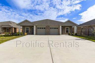 Main picture of 3505 Abraham Dr