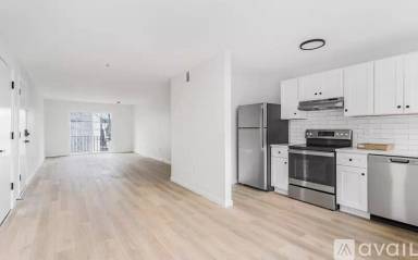 Main picture of 31 Vine St