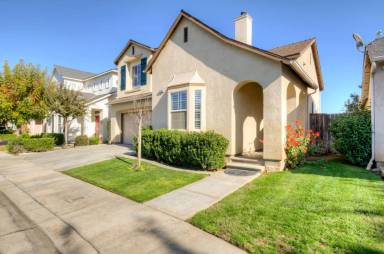 Main picture of 1723 N Mont Blanc Ln