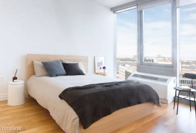 Main picture of Instrata at Mercedes House