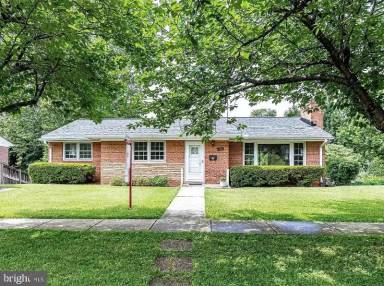 Main picture of 4907 Elsmere Ave
