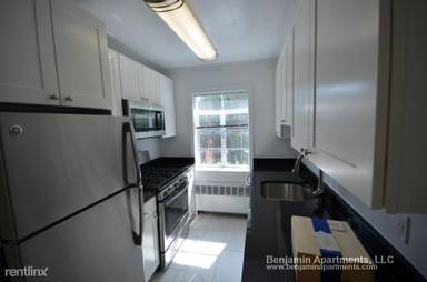 Main picture of St. Paul Gardens Apartments