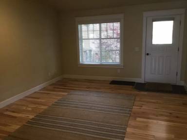 Main picture of 640 SW Hillwood Ct