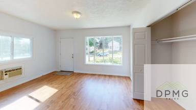 Main picture of 317 E Hillsdale St