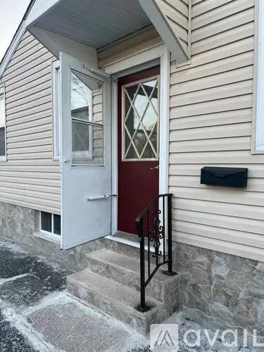 Main picture of 210 Kansas Ave