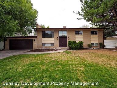 Main picture of 12514 S Laurel Chase Dr