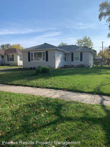 Main picture of 2328 Pierce Ave