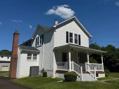 Main picture of 1131 Trewellyn Ave