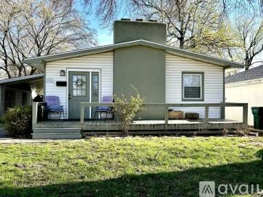 Main picture of 1550 E Cherokee St