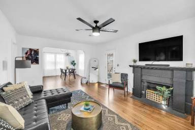 Main picture of 1204 S Sandusky Ave