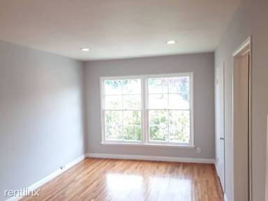 Main picture of 411 S Rampart Blvd