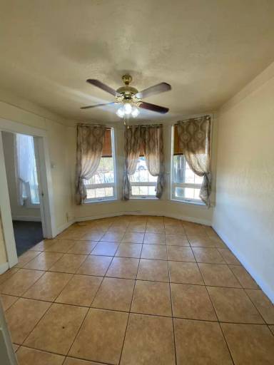 Main picture of 322 Lincoln St