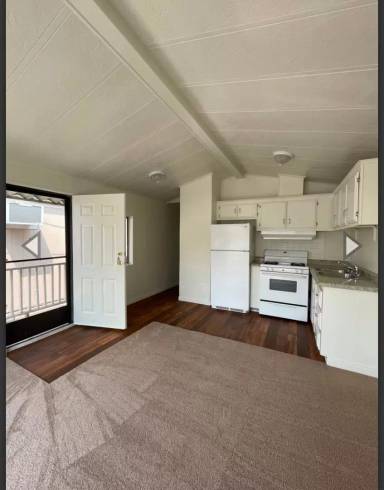 Main picture of 7482 Mohawk St