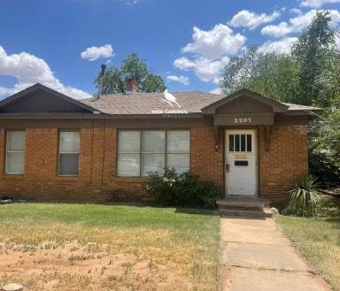 Main picture of 2207 20th St