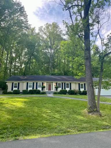 Main picture of 4206 Accotink Pkwy