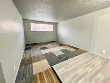 Main picture of 4760 Lafayette Ave